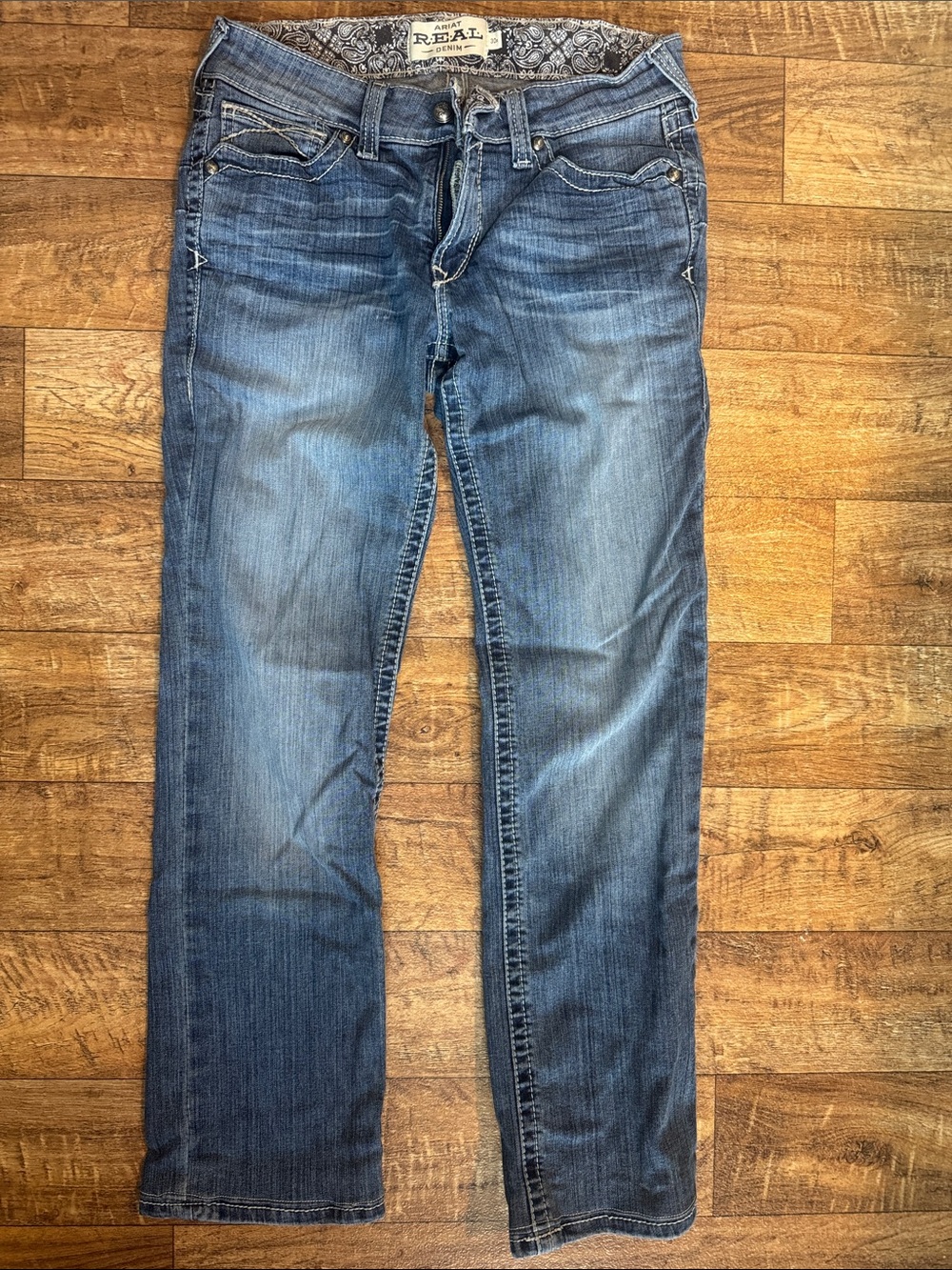 Slim Bootcut Jeans in Medium Blue Wash